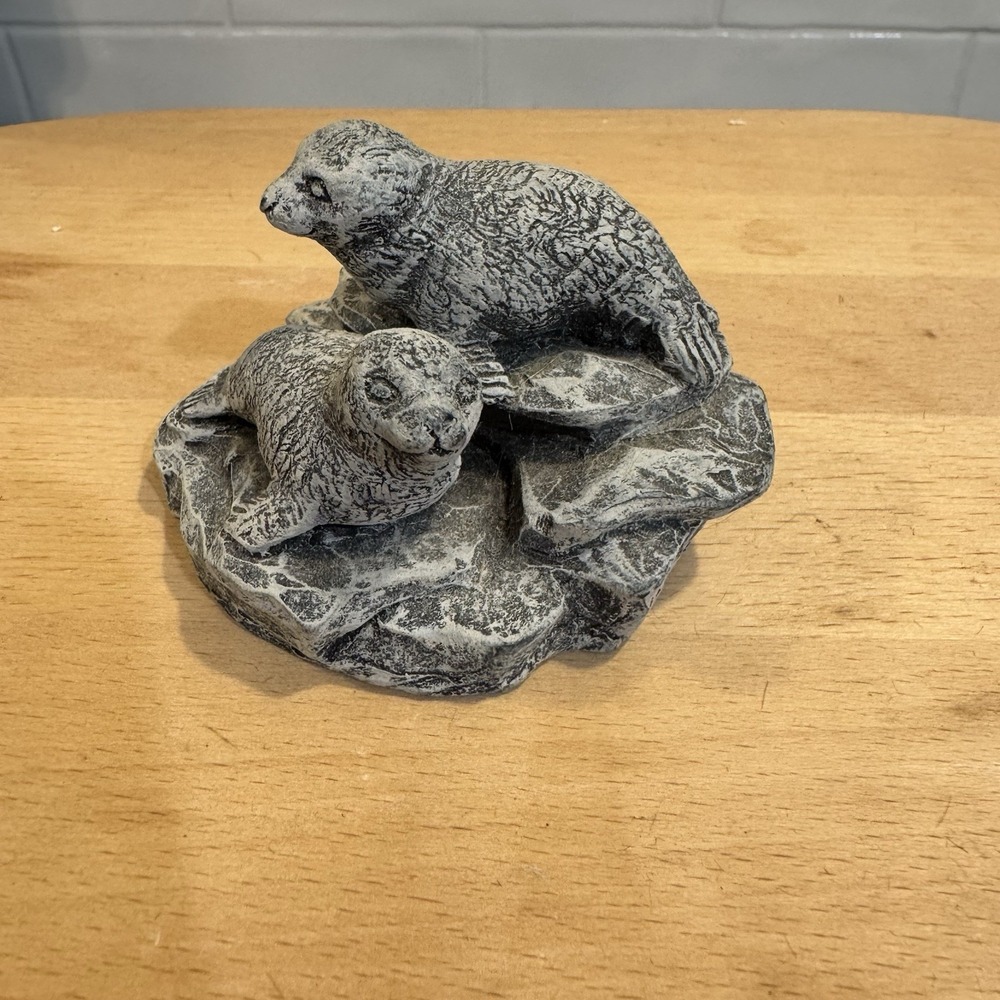 Seal Sculpture Made From Mt St‎ Helen's Ash